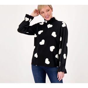 Black and White Heart Print Women's Top